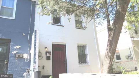 216 56th St NE, Washington, DC 20019