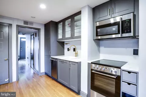 1 D St SE, Washington, DC 20003 photo 24
