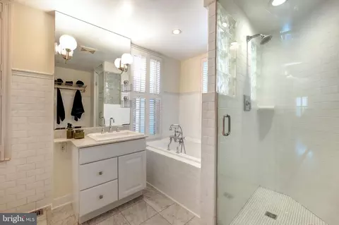 421 9th St NE, Washington, DC 20002 photo 29