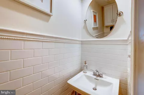 421 9th St NE, Washington, DC 20002 photo 21