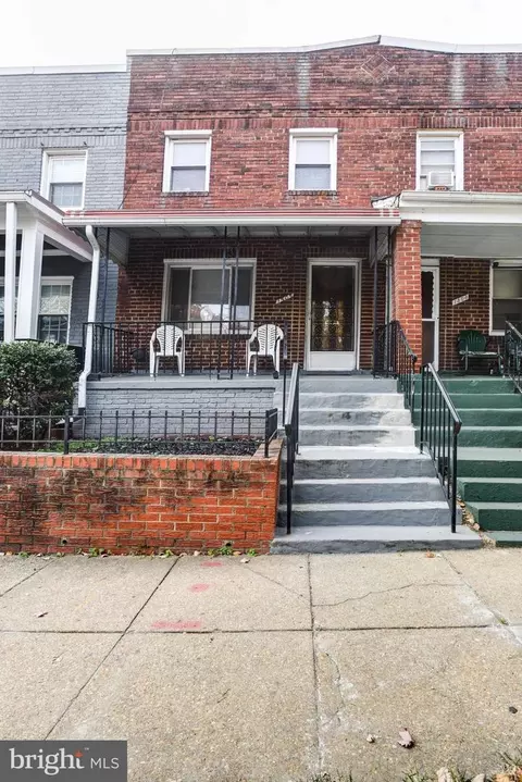 Exterior - 1505 Queen St NE, Washington, DC 20002 photo 4 of 7