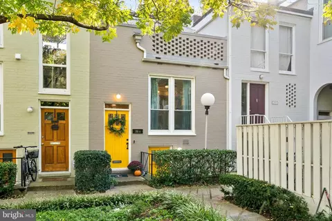 255 G St SW #111, Washington, DC 20024