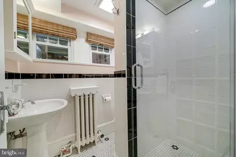 Bath - 2038 37th St NW, Washington, DC 20007 photo 5 of 5