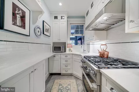 Kitchen - 2038 37th St NW, Washington, DC 20007 photo 3 of 4