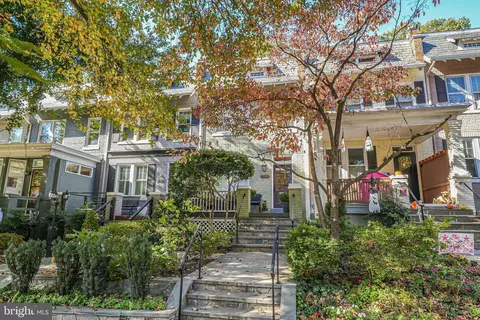 2038 37th St NW, Washington, DC 20007