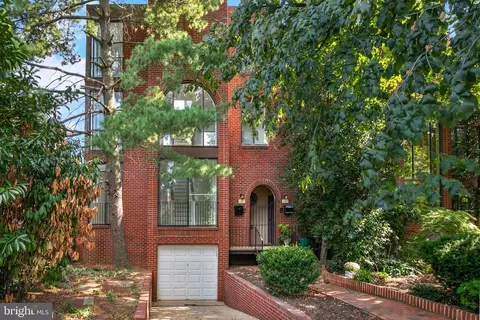 1025 N Carolina Ave SE, Washington, DC 20003
