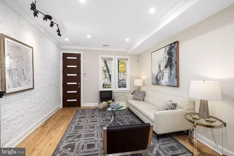 Entry Way - 913 8th St NE, Washington, DC 20002 photo 1 of 13