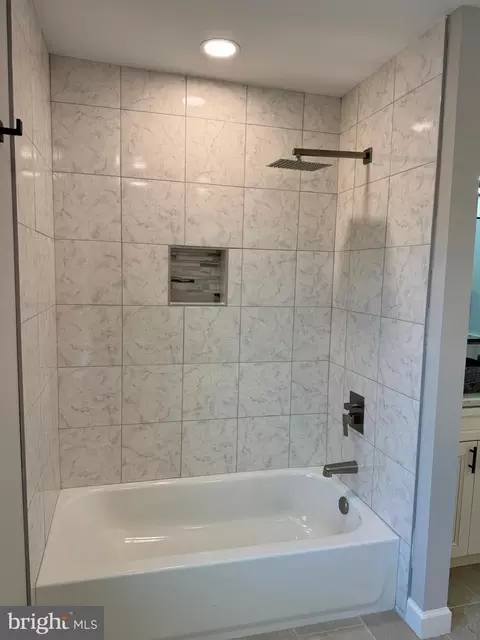 Bath - 3740 Horner Pl SE, Washington, DC 20032 photo 8 of 11