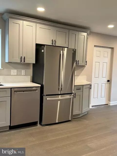 Kitchen - 3740 Horner Pl SE, Washington, DC 20032 photo 5 of 7