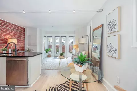 2131 10th St NW #1, Washington, DC 20001