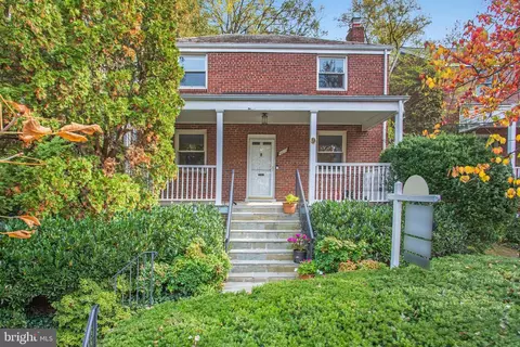 4210 Alton Pl NW, Washington, DC 20016