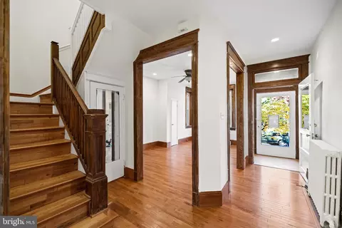 136 W Street St NW, Washington, DC 20001