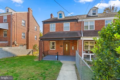 3921 Ames St NE, Washington, DC 20019