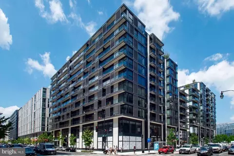 920 I St NW #502, Washington, DC 20001