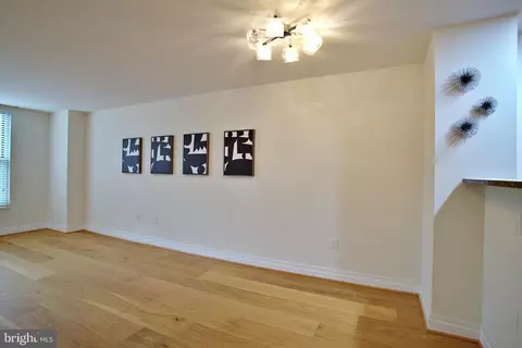 Living - 915 E Street St NW #1211, Washington, DC 20004 photo 5 of 8