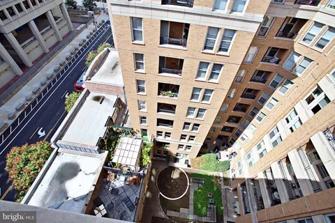 Exterior - 915 E Street St NW #1211, Washington, DC 20004 photo 1 of 2