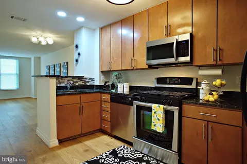 Kitchen - 915 E Street St NW #1211, Washington, DC 20004 photo 2 of 5