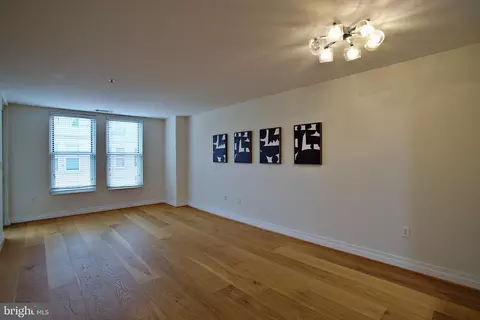 Living - 915 E Street St NW #1211, Washington, DC 20004 photo 3 of 8