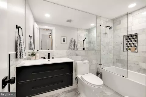 Bath - 2000 16th St NW #402, Washington, DC 20009 photo 2 of 2