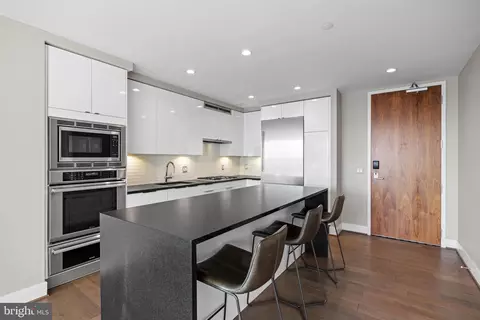 45 Sutton Sq SW #603, Washington, DC 20024 photo 33
