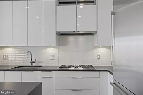 45 Sutton Sq SW #603, Washington, DC 20024 photo 37