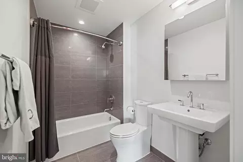 45 Sutton Sq SW #603, Washington, DC 20024 photo 31