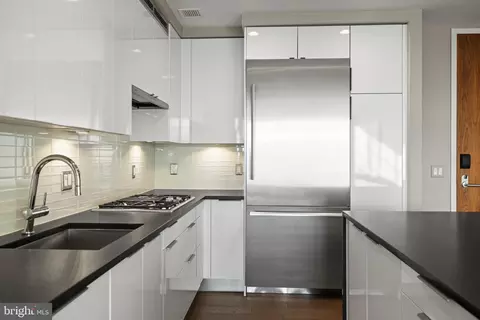45 Sutton Sq SW #603, Washington, DC 20024 photo 35