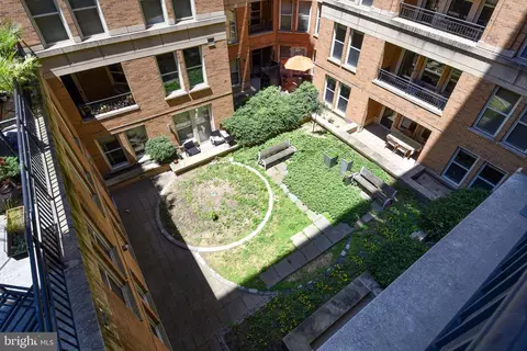 Exterior - 915 E St NW #611, Washington, DC 20004 photo 4 of 4