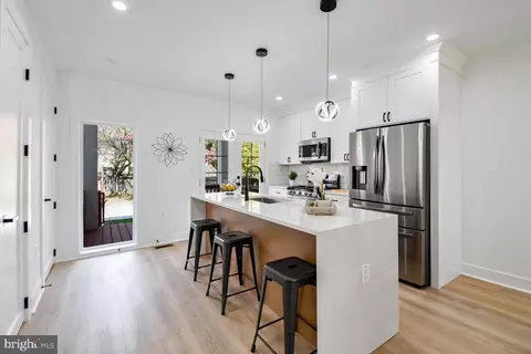 1514 A St NE, Washington, DC 20002 photo 14