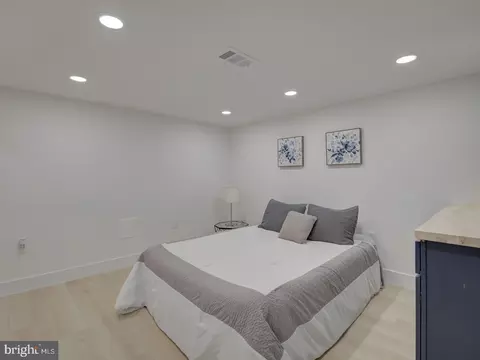 5424 C St SE, Washington, DC 20019 photo 34