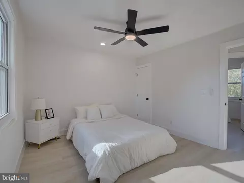 5424 C St SE, Washington, DC 20019 photo 24