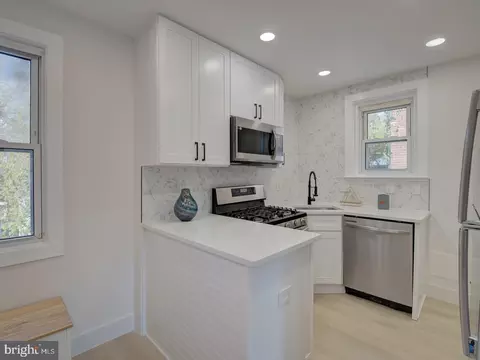 5424 C St SE, Washington, DC 20019 photo 14