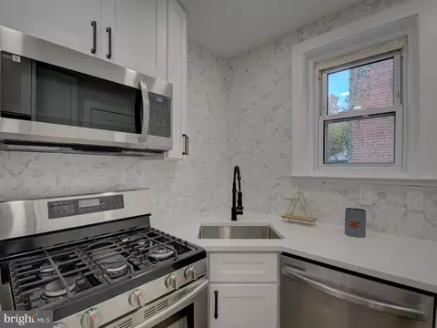 5424 C St SE, Washington, DC 20019 photo 18