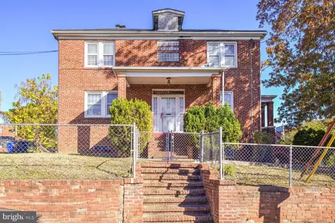 5230 Blaine St NE, Washington, DC 20019
