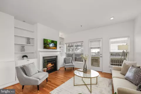 1209 V St NW, Washington, DC 20009 photo 2
