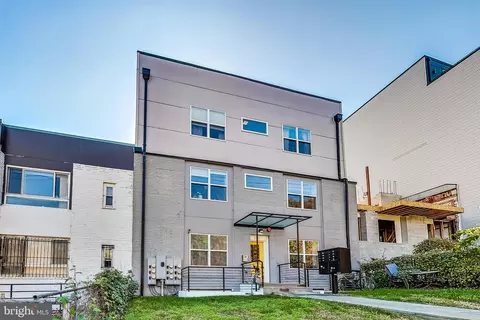 Exterior - 2221 M St NE #202, Washington, DC 20002 photo 3 of 3