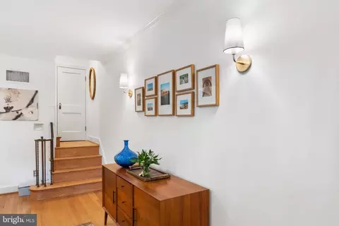 2430 39th Pl NW, Washington, DC 20007 photo 7