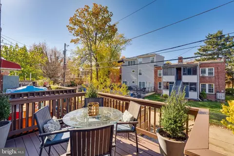 2430 39th Pl NW, Washington, DC 20007 photo 21