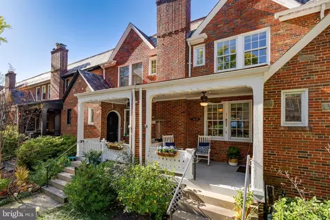 2430 39th Pl NW, Washington, DC 20007 photo 4