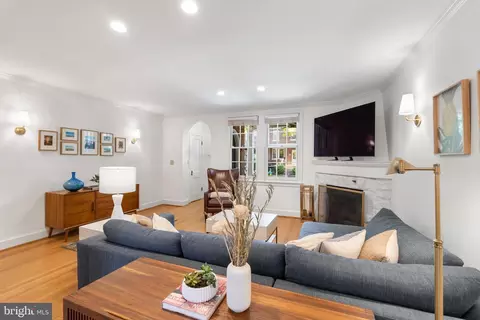 2430 39th Pl NW, Washington, DC 20007 photo 11