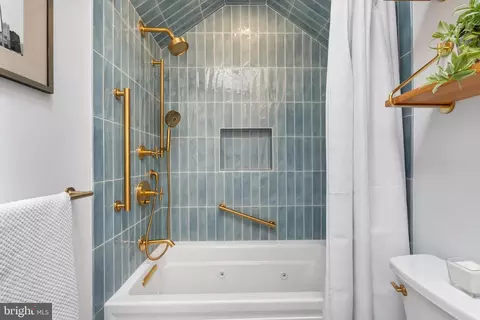 2430 39th Pl NW, Washington, DC 20007 photo 34