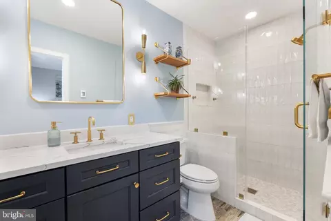 2430 39th Pl NW, Washington, DC 20007 photo 25