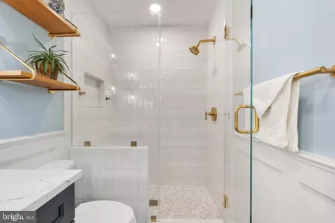 2430 39th Pl NW, Washington, DC 20007 photo 26