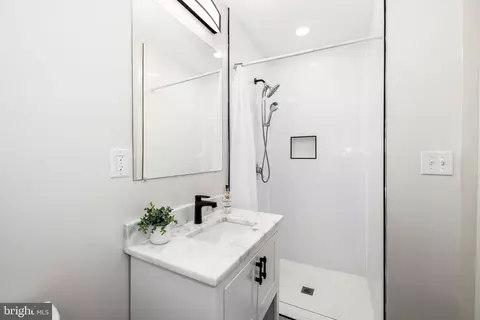 Bath - 1002 9th St NE, Washington, DC 20002 photo 2 of 3