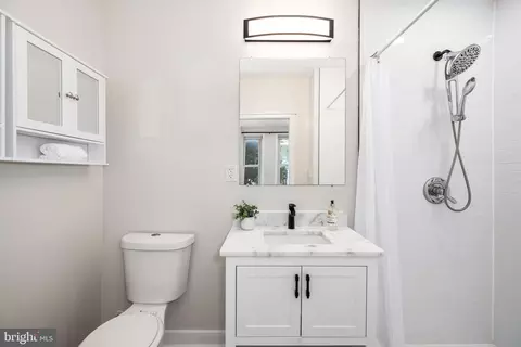 Bath - 1002 9th St NE, Washington, DC 20002 photo 1 of 3