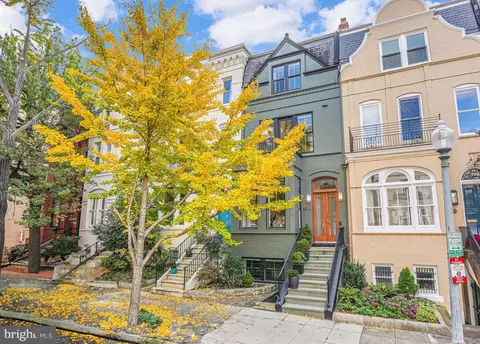 2016 Hillyer Pl NW, Washington, DC 20009 photo 1