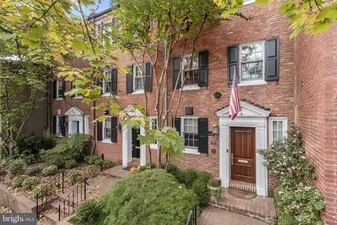 1616 34th St NW, Washington, DC 20007