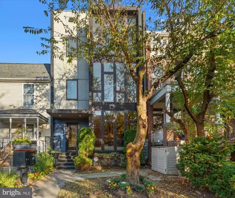 3467 Holmead Pl NW #2, Washington, DC 20010