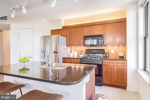 616 E Street St NW #1018, Washington, DC 20004 photo 8