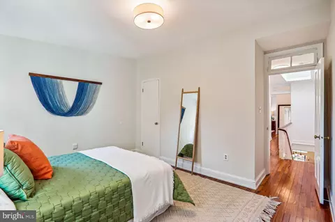 521 7th St NE, Washington, DC 20002 photo 23